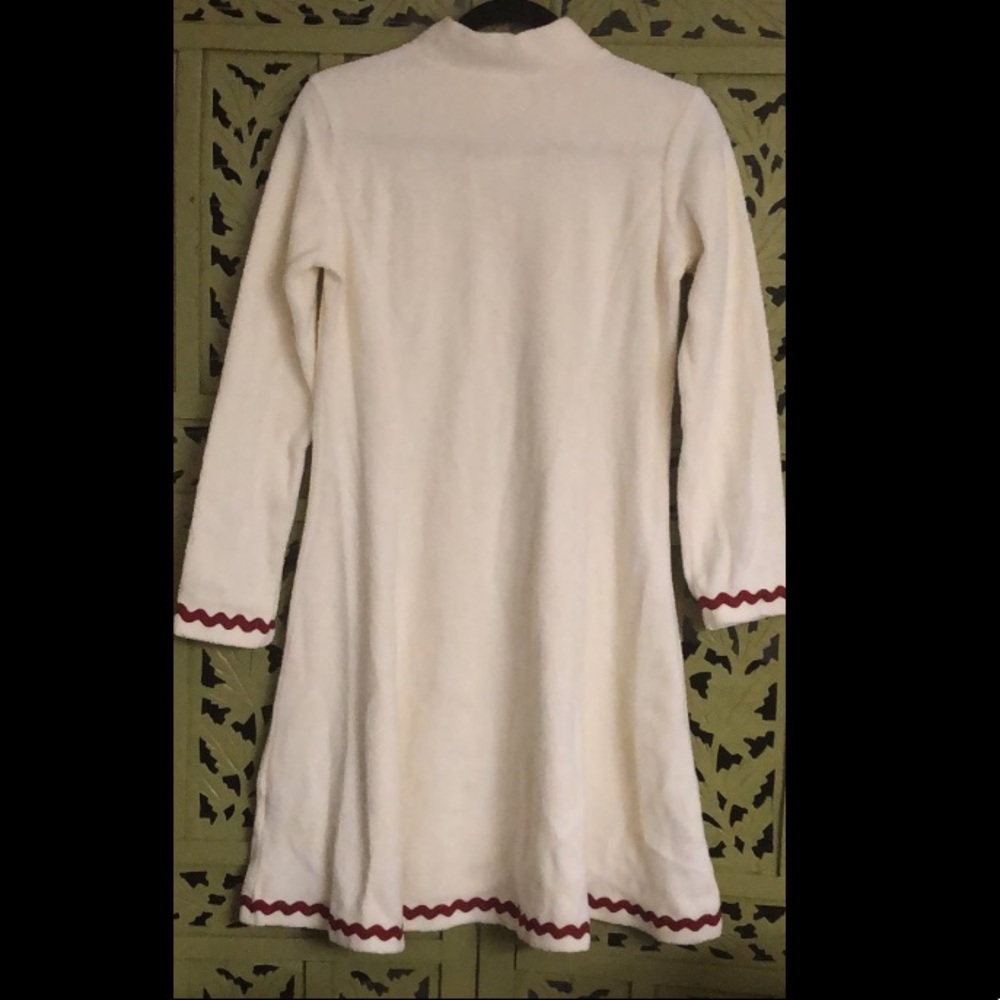 Floral Patched White Hanna Andersson Dress - Picture 2 of 13